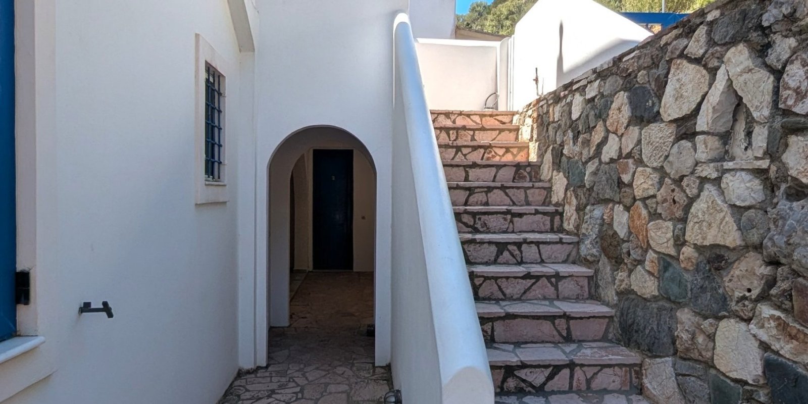 313A – Platia Ammos – Small rental complex close to the sea (17)